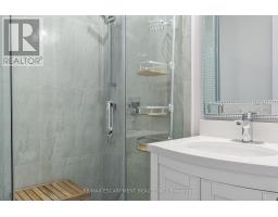 24 Cayuga Avenue, Mississauga, ON L5G3S7 Photo 28