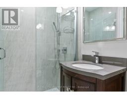 24 Cayuga Avenue, Mississauga, ON L5G3S7 Photo 42
