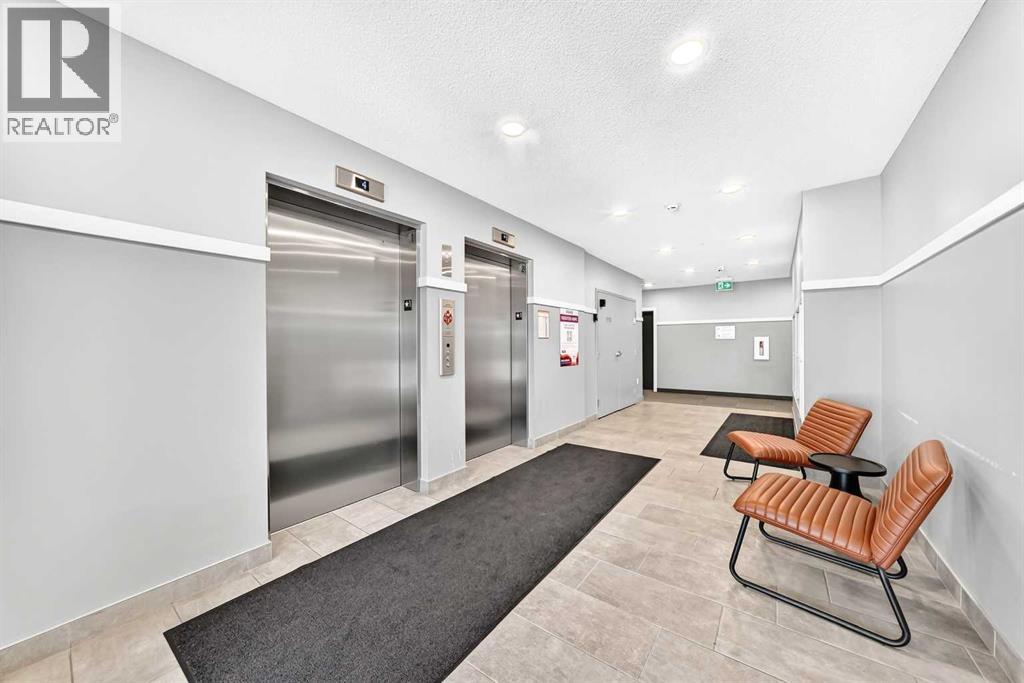 #3211 33 Carringham Gate NW - 35