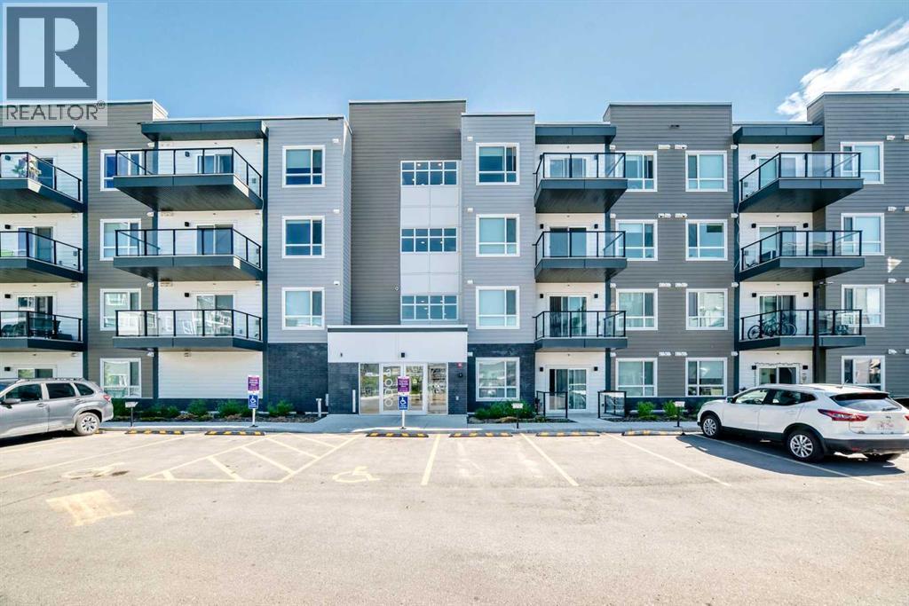 #3211 33 Carringham Gate NW - 38