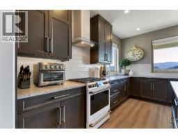 Foyer - 595 Vineyard Way N Unit# 31, Vernon, BC V1H2M2 Photo 11