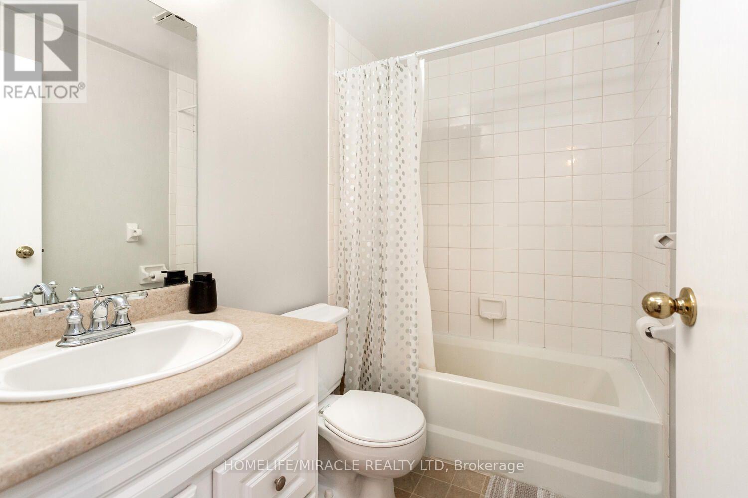 #1705 35 GREEN VALLEY DRIVE - 28