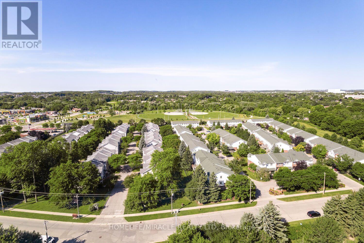 #1705 35 GREEN VALLEY DRIVE - 43