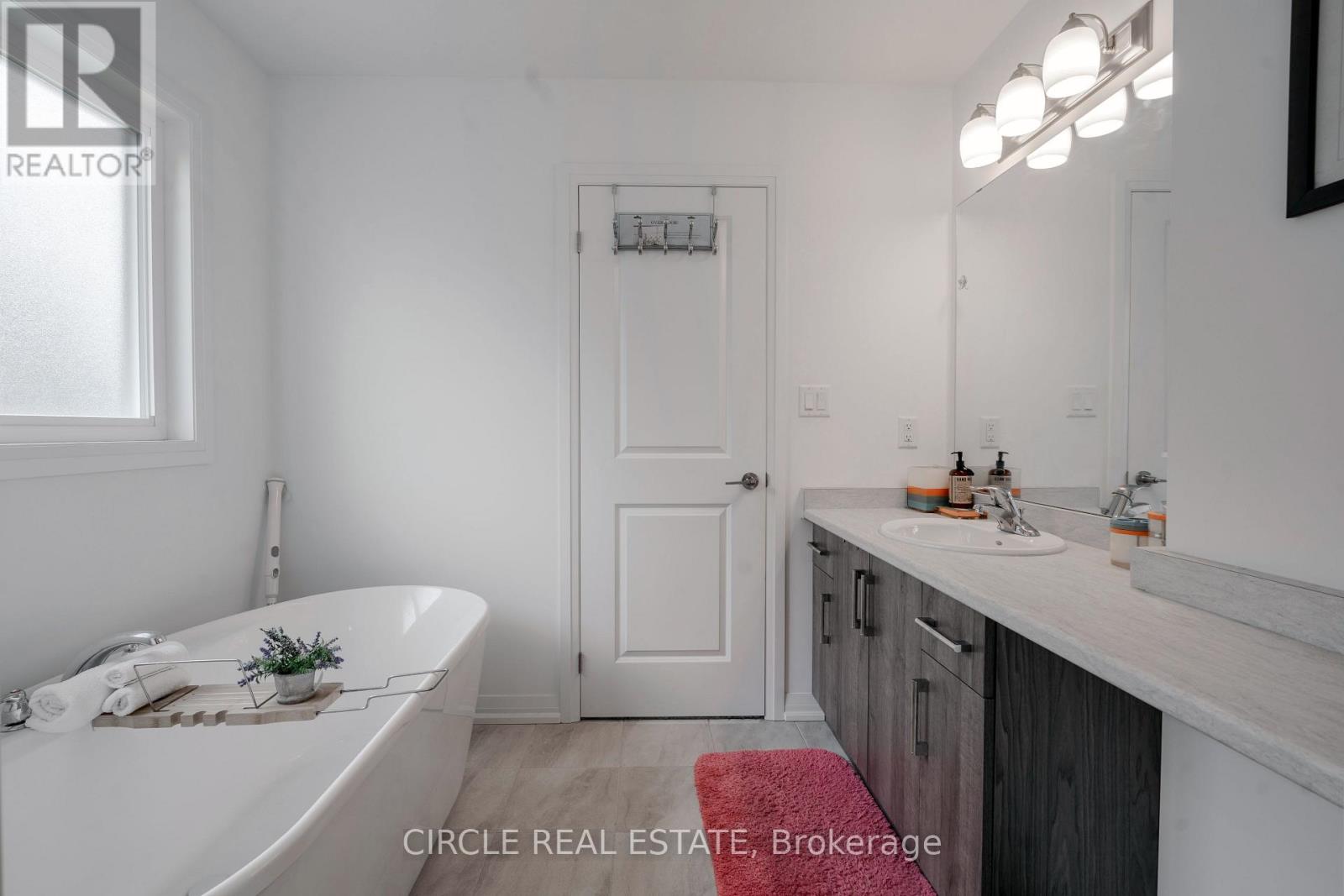 202 WESTCOTT ROAD - 33
