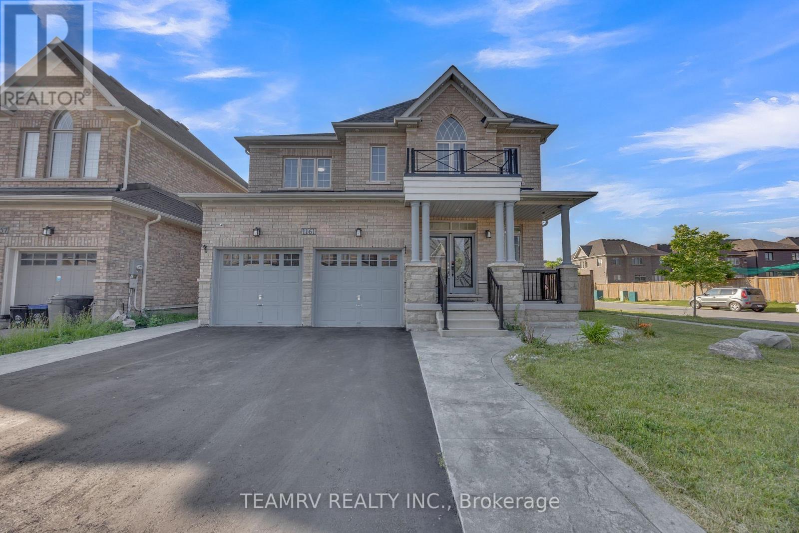 1161 UPPER THAMES DRIVE - 1