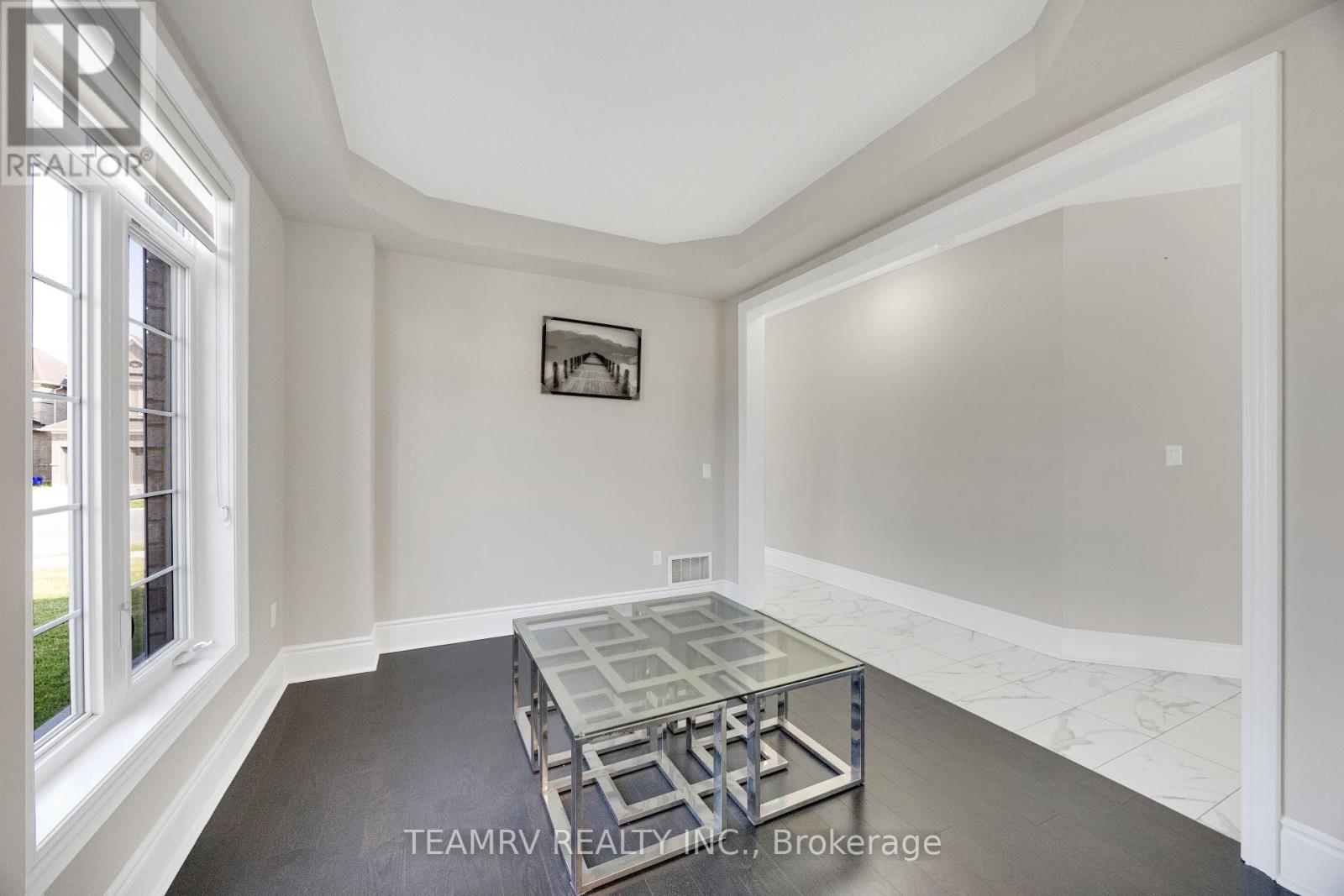 1161 UPPER THAMES DRIVE - 11