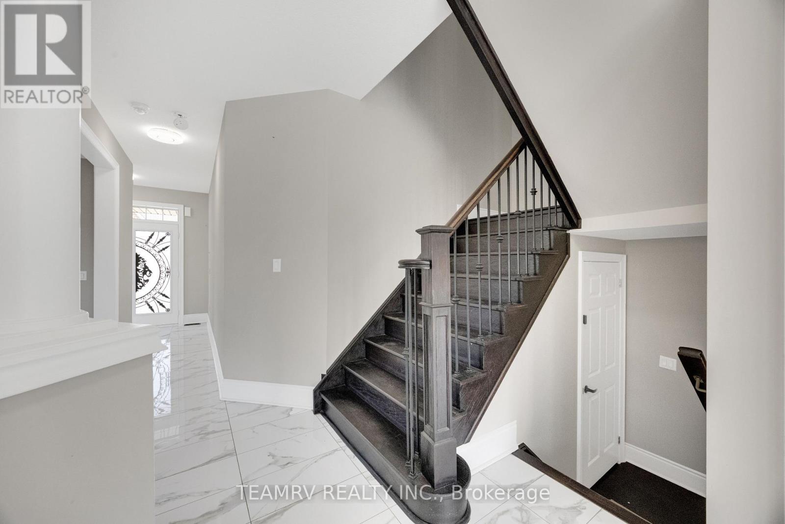 1161 UPPER THAMES DRIVE - 12