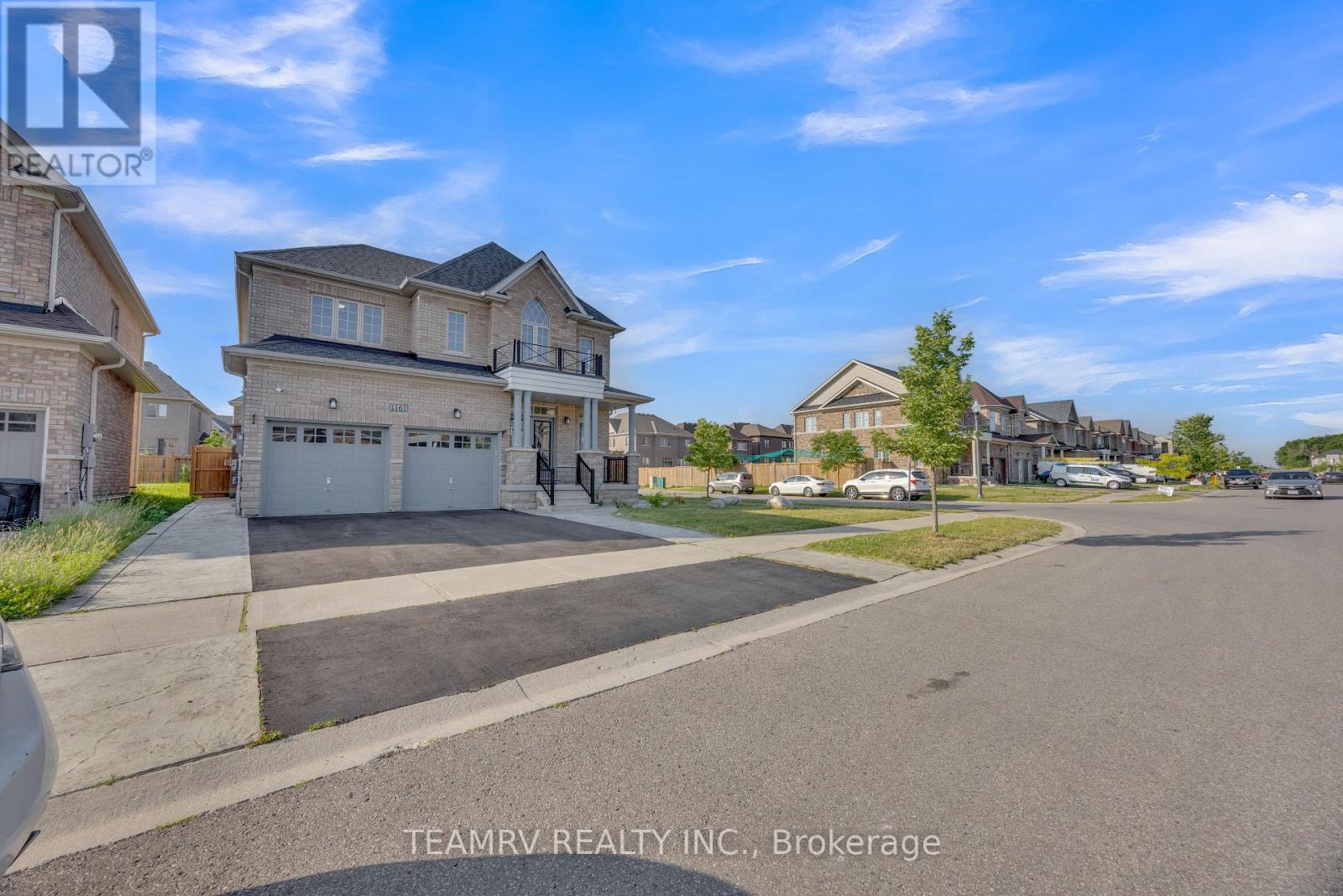 1161 UPPER THAMES DRIVE - 3