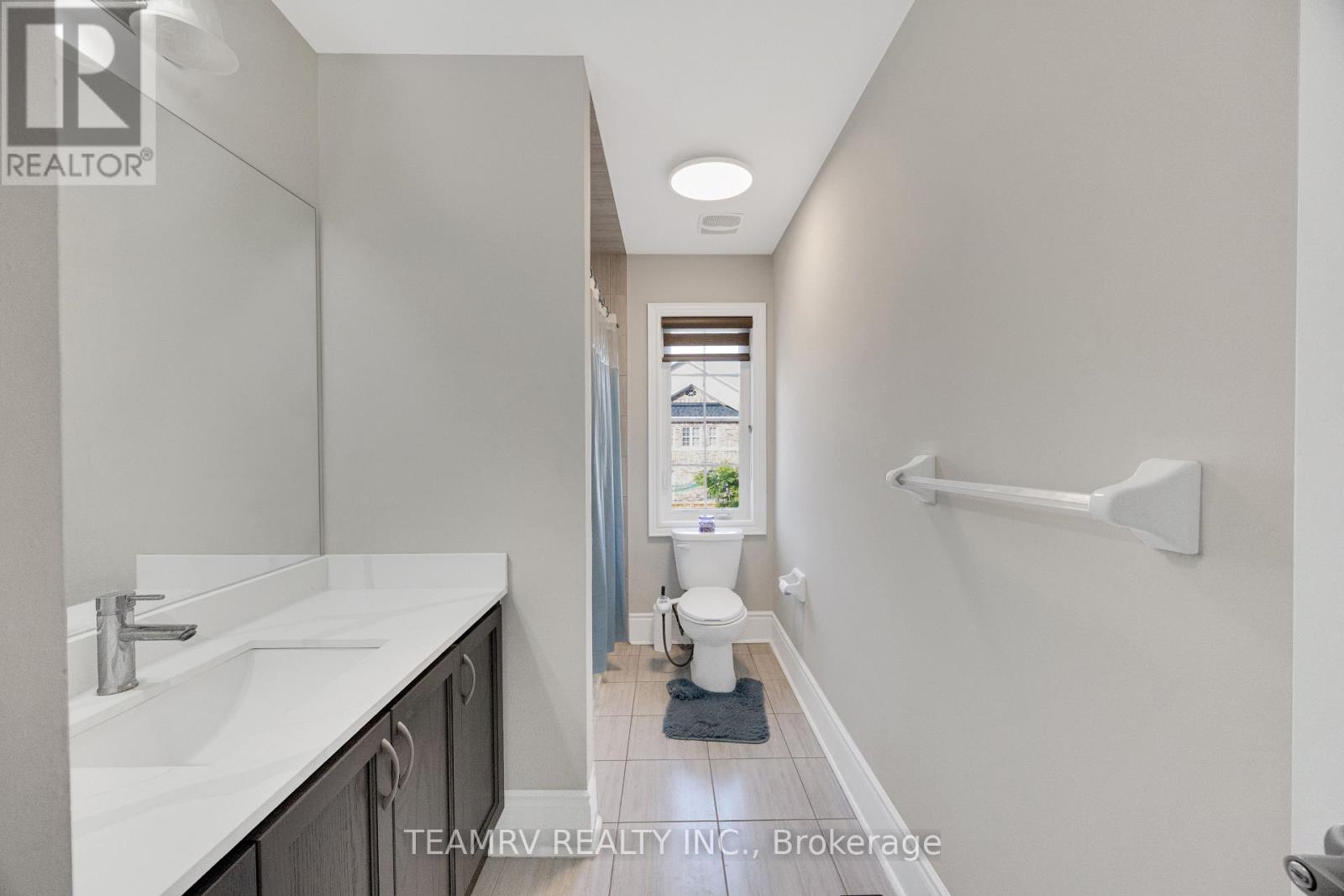 1161 UPPER THAMES DRIVE - 34