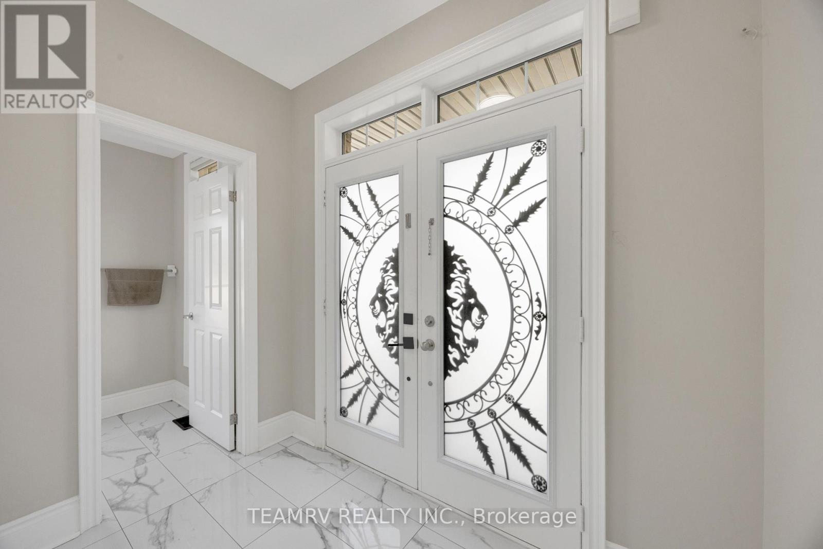 1161 UPPER THAMES DRIVE - 6