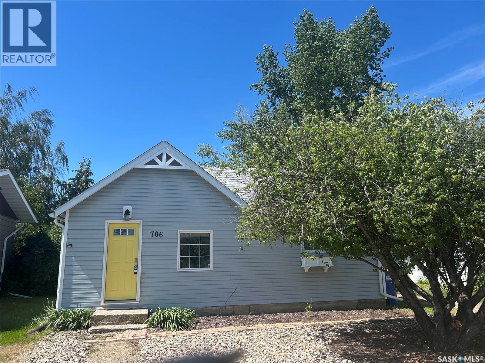 706 NORFOLK AVENUE - 2