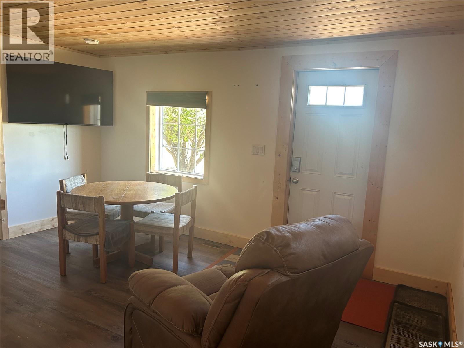 706 NORFOLK AVENUE - 3