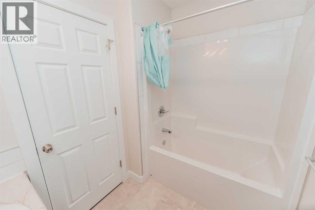 114 15 Street N - 24