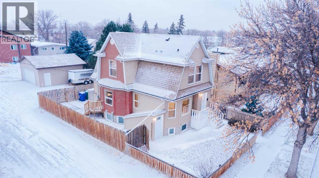 114 15 Street N - 10