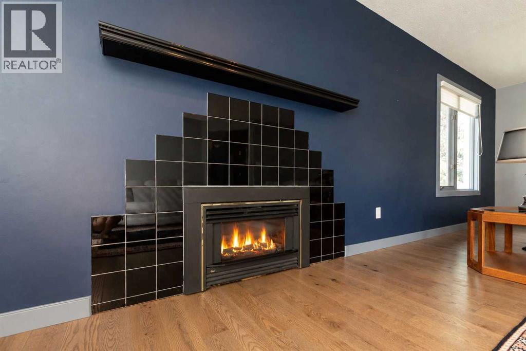 5949 45 Street Crescent - 9