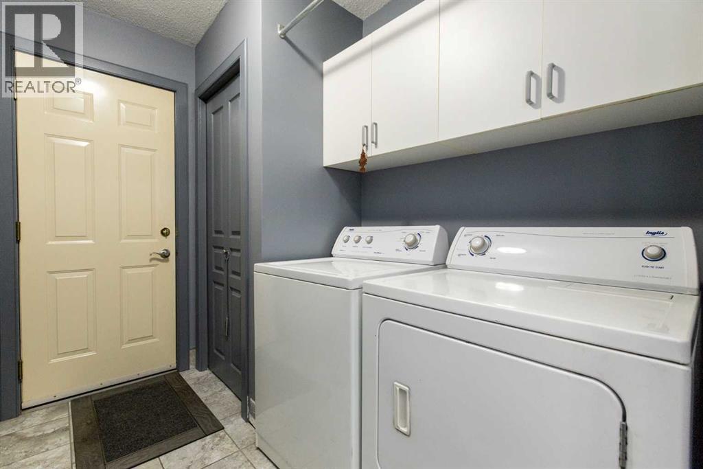5949 45 Street Crescent - 29