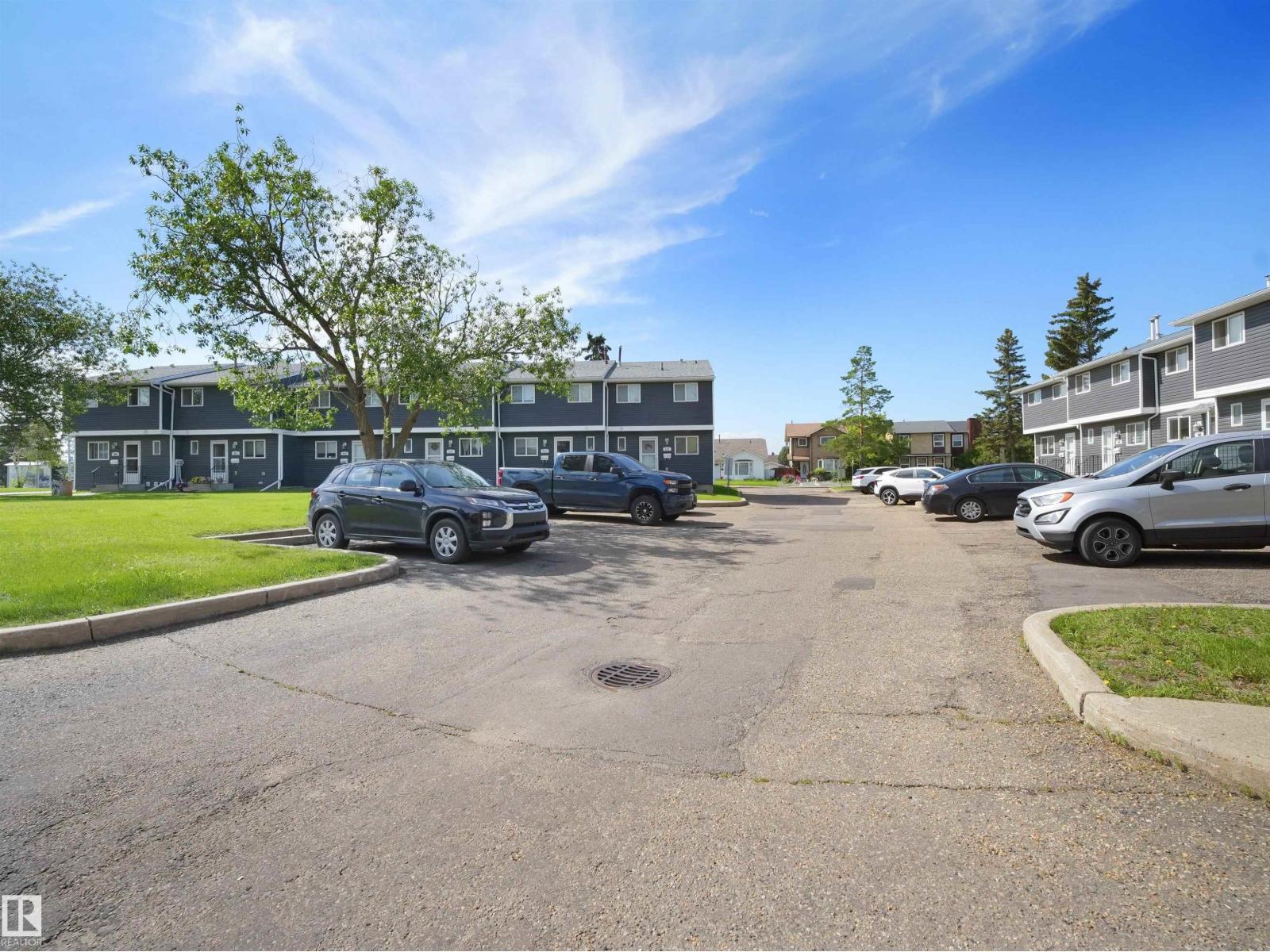575 DUNLUCE RD NW - 33