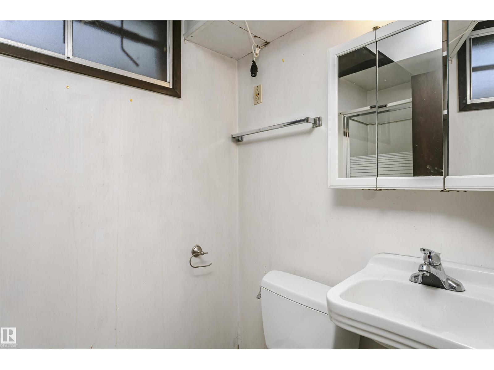 11440 44A AV NW - 27