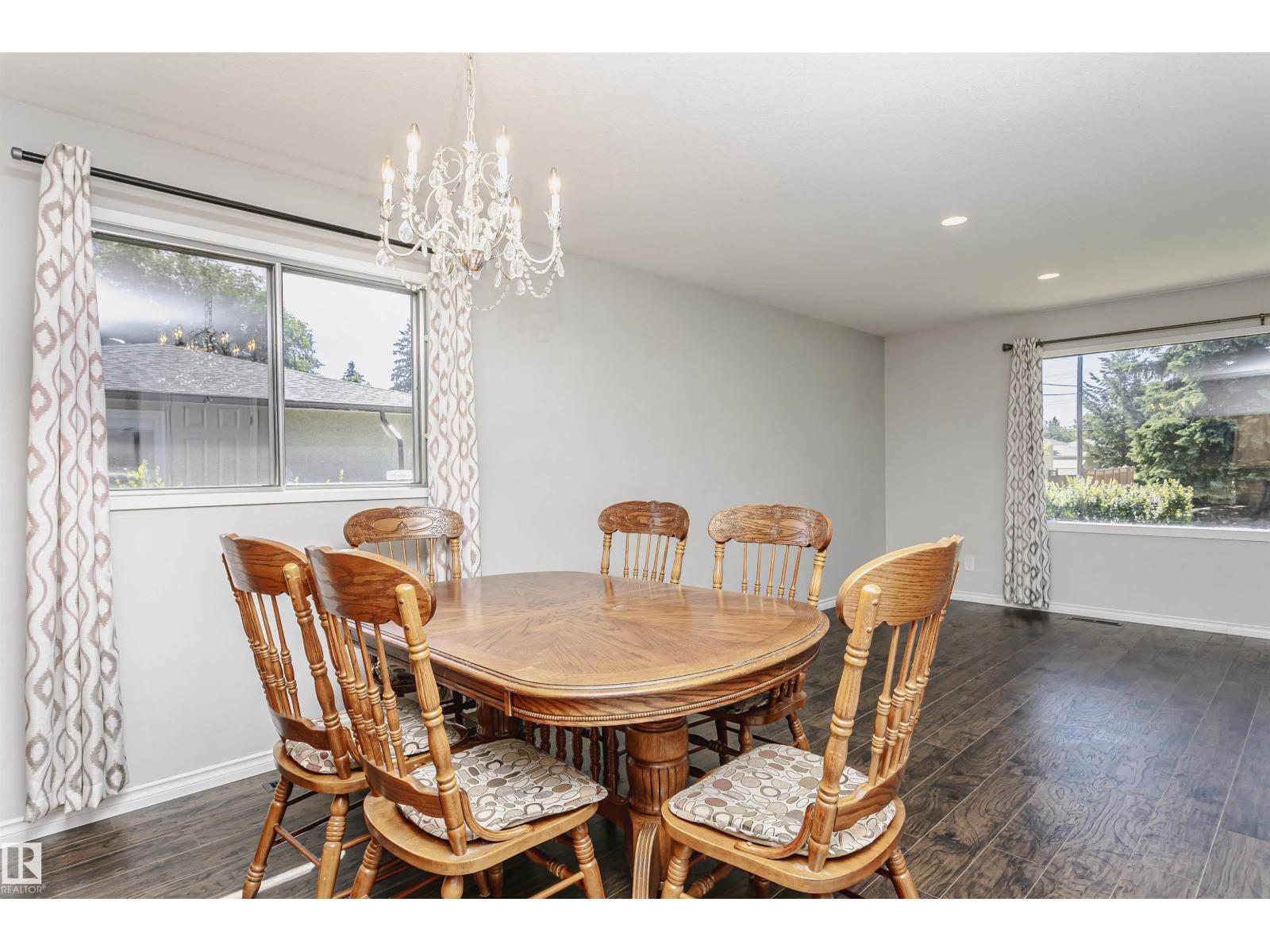 11440 44A AV NW - 10