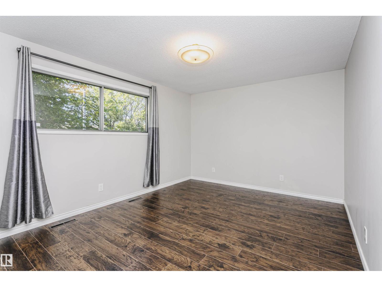 11440 44A AV NW - 20