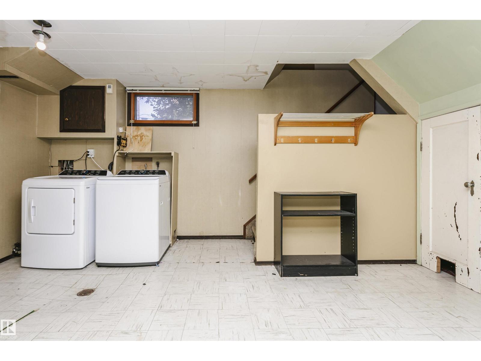 11440 44A AV NW - 25