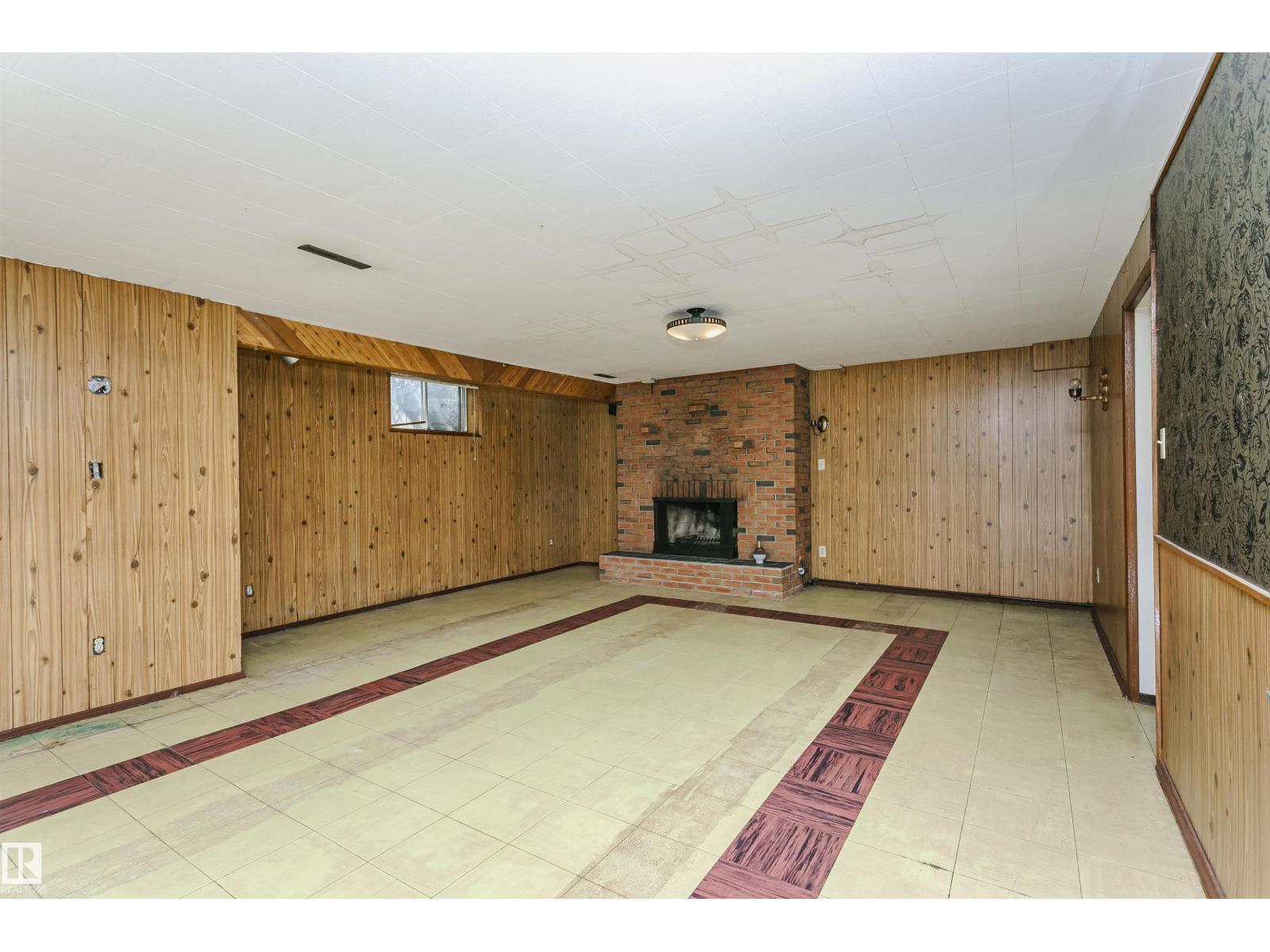 11440 44A AV NW - 30