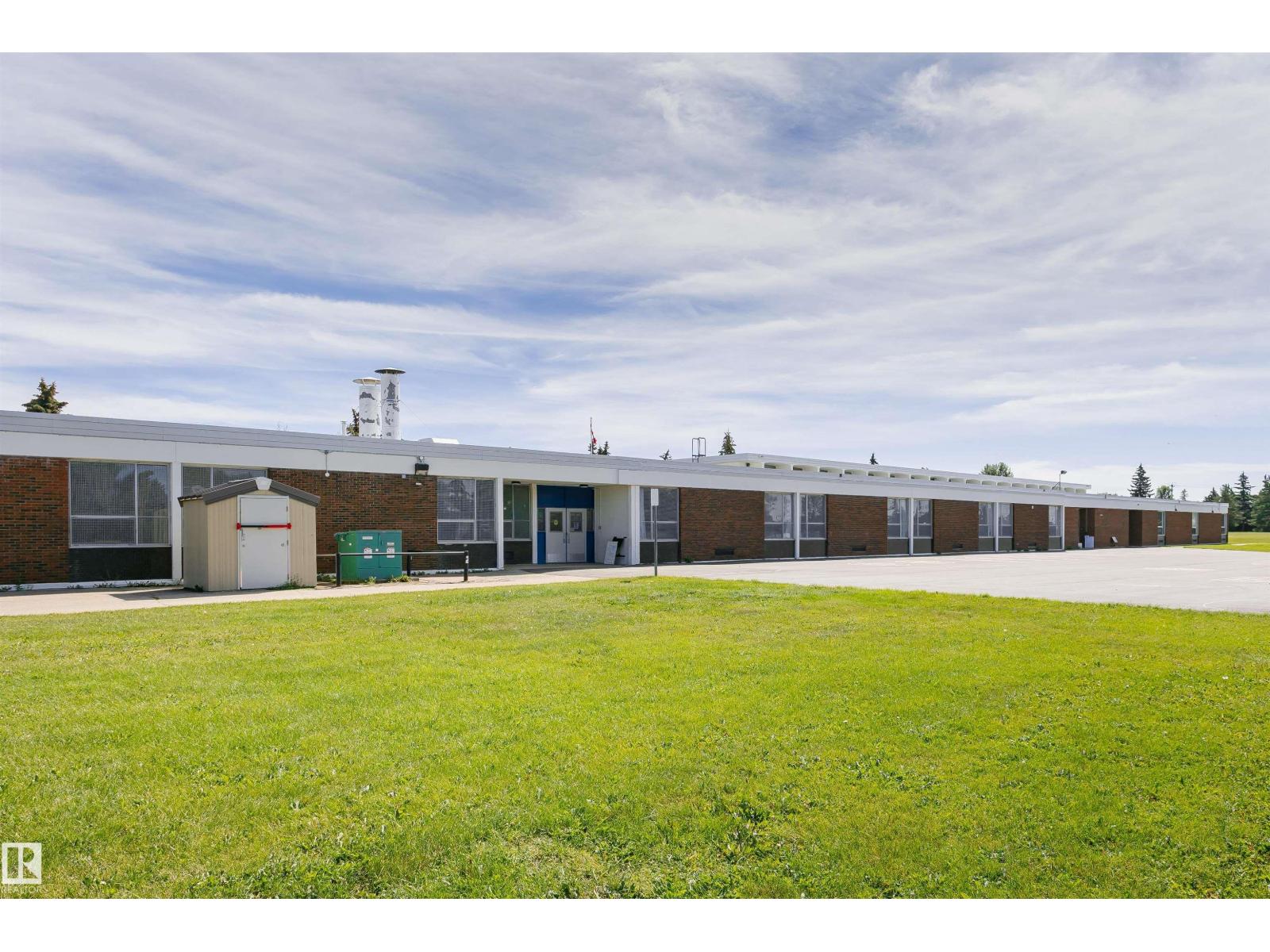 11440 44A AV NW - 52