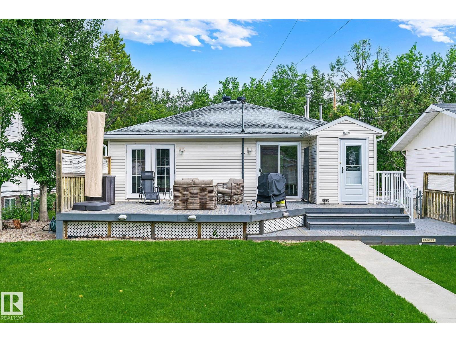 31 RIVER DR - 39