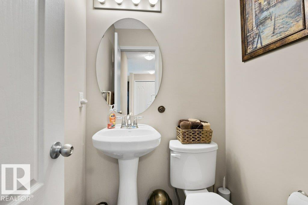 7511 177 AV NW - 13