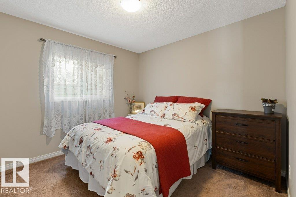 7511 177 AV NW - 17