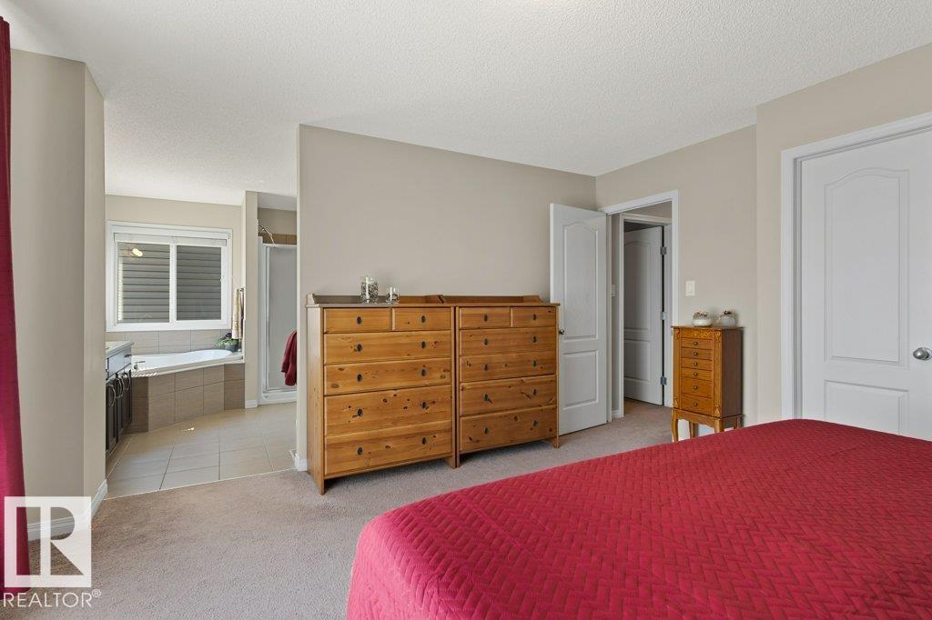 7511 177 AV NW - 23