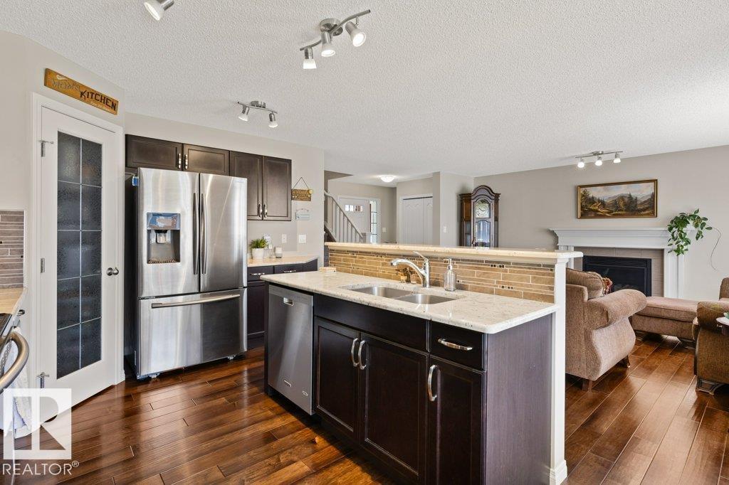 7511 177 AV NW - 10