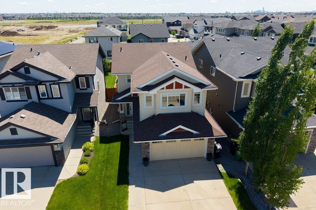 7511 177 AV NW - 39