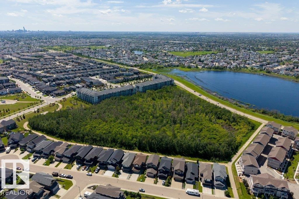 7511 177 AV NW - 50