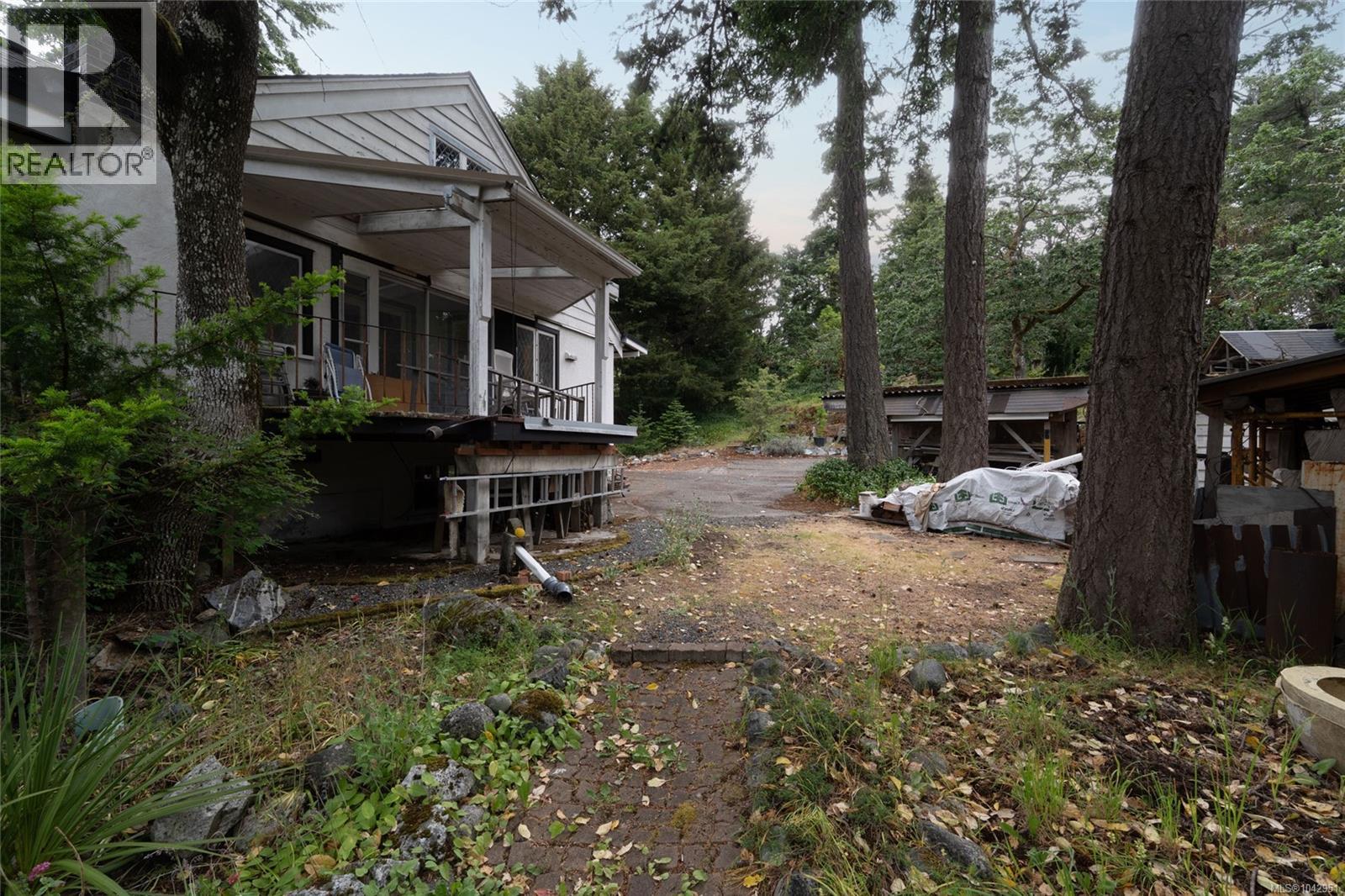 540 View Royal Ave - 38