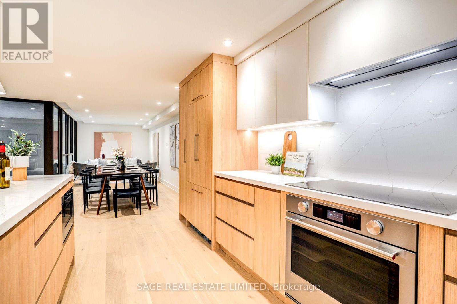 #408 3900 YONGE STREET - 12