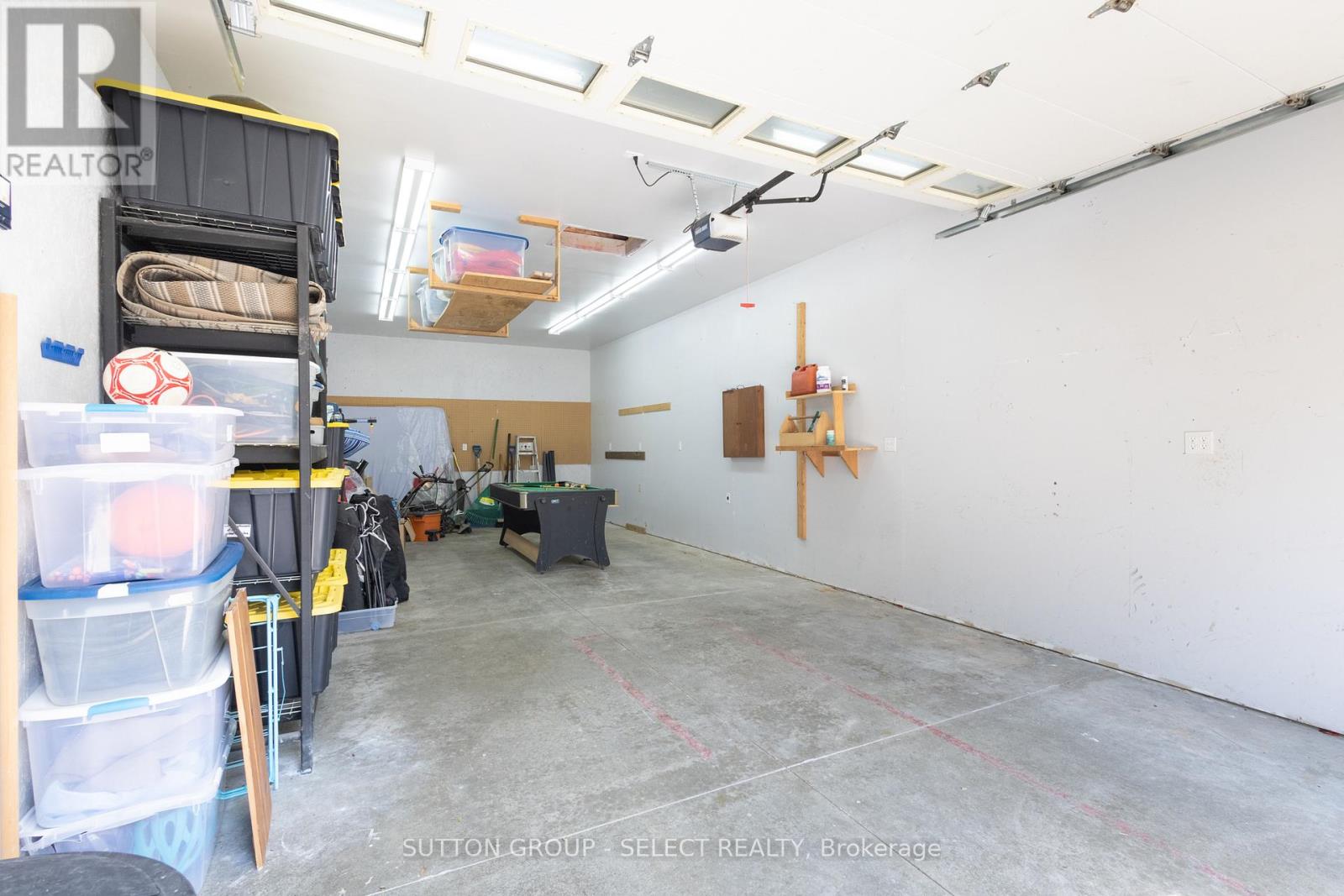 442 VICTORIA STREET - 37