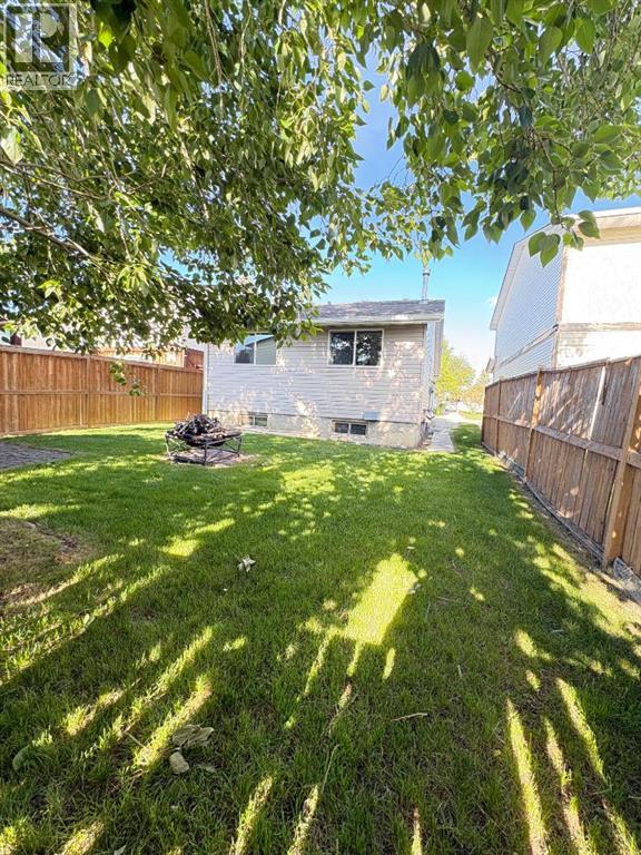 6879 Rundlehorn Drive NE - 25