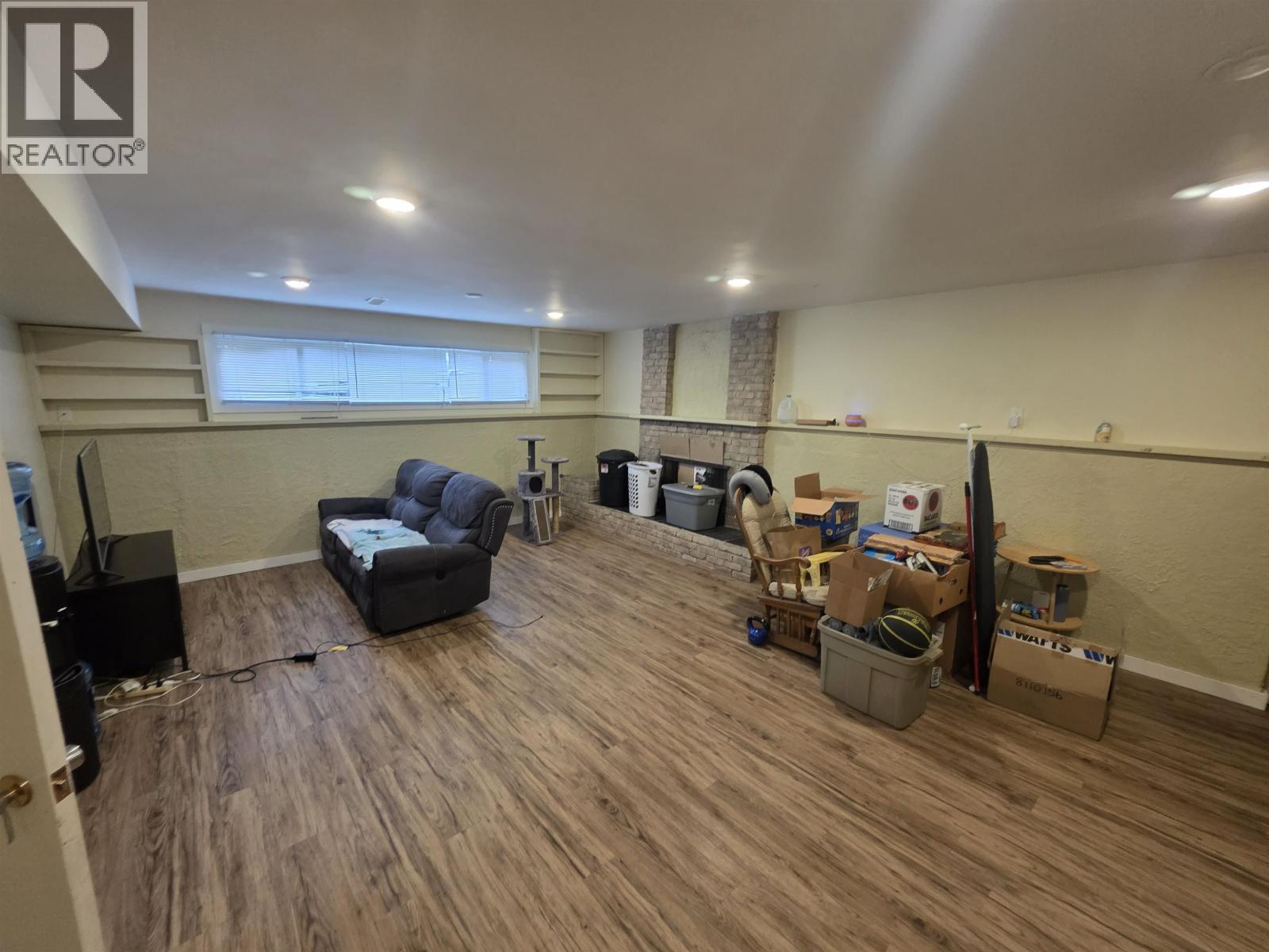 4831 OLSON Avenue, Terrace