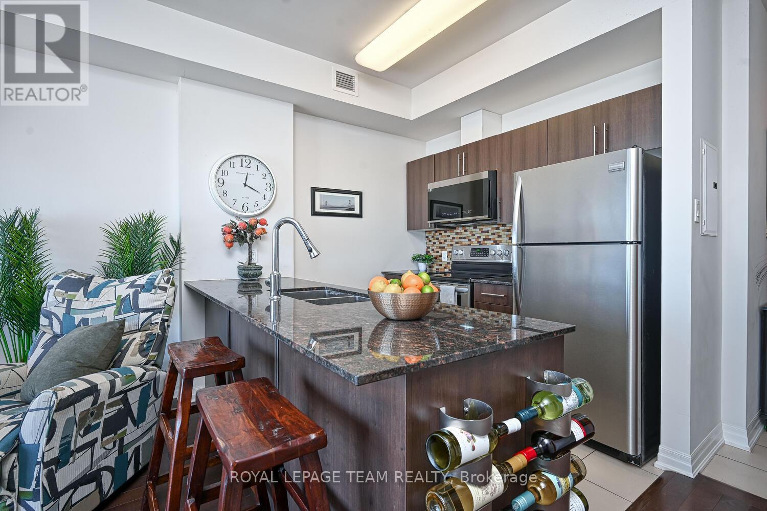 #1906 90 LANDRY STREET - 14