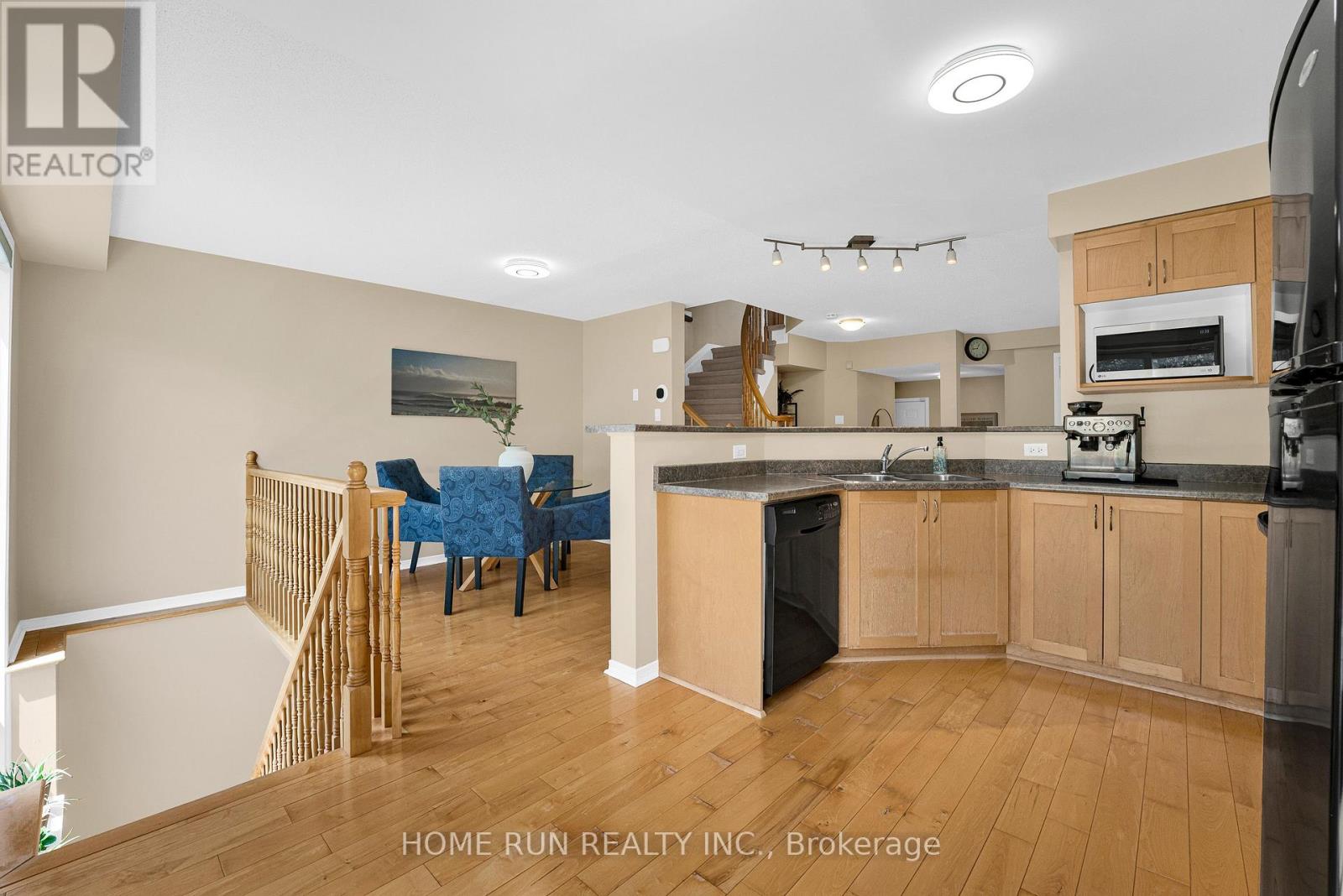 1103 MARCONI AVENUE - 15
