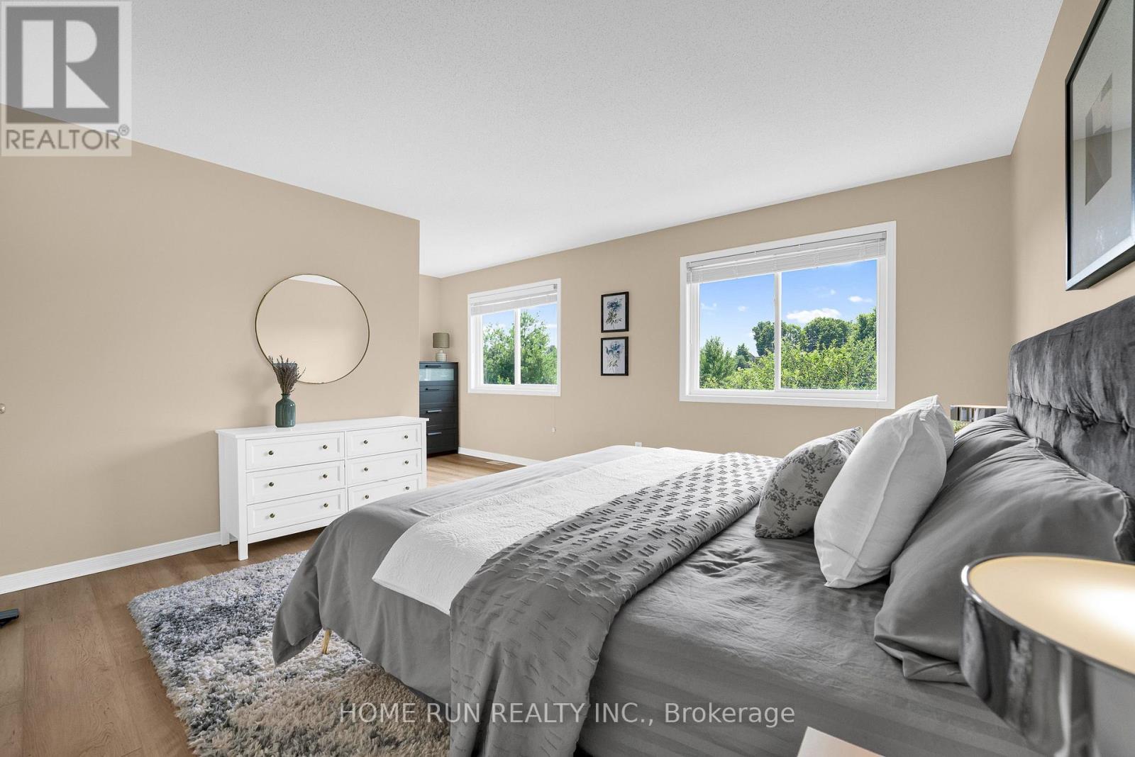 1103 MARCONI AVENUE - 23