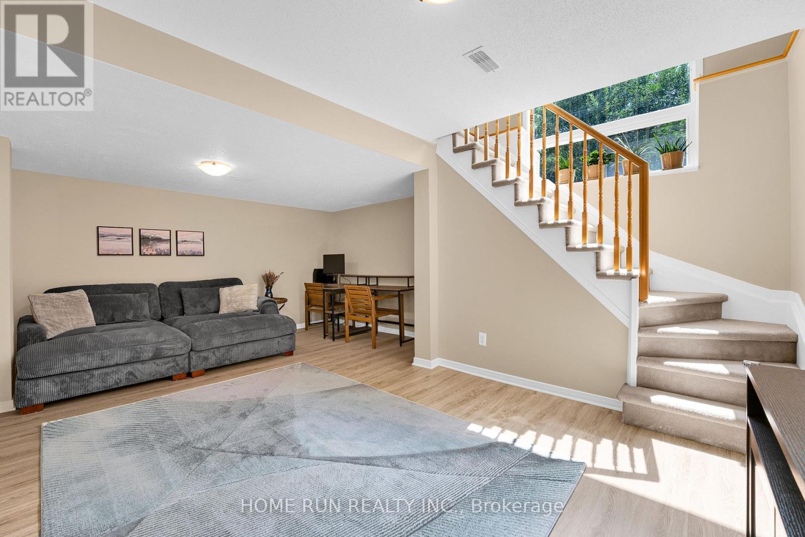 1103 MARCONI AVENUE - 25
