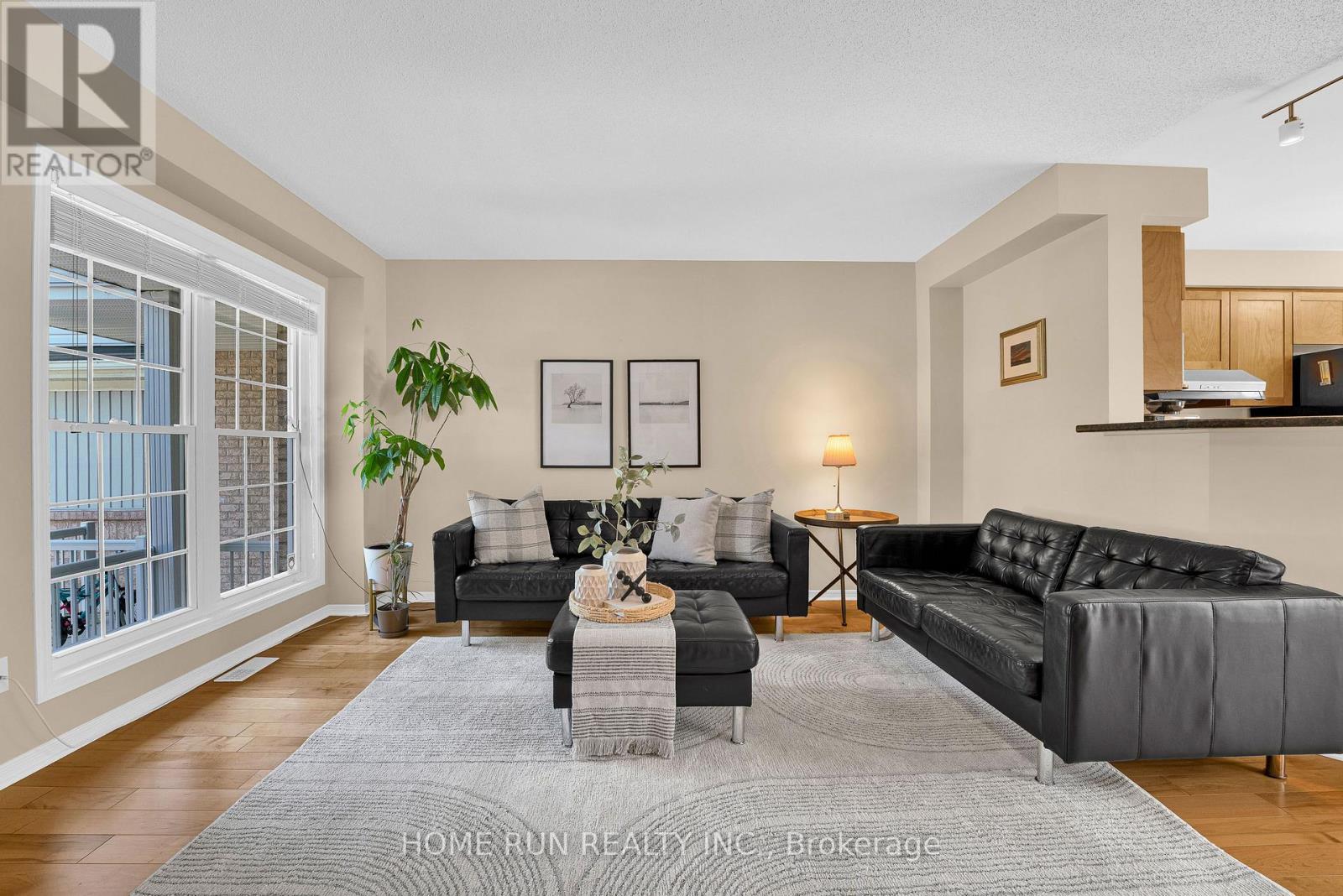 1103 MARCONI AVENUE - 4
