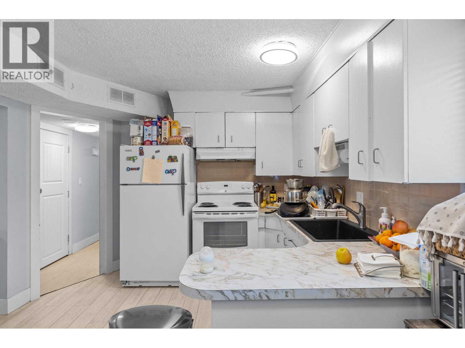 714 Young Road - 39