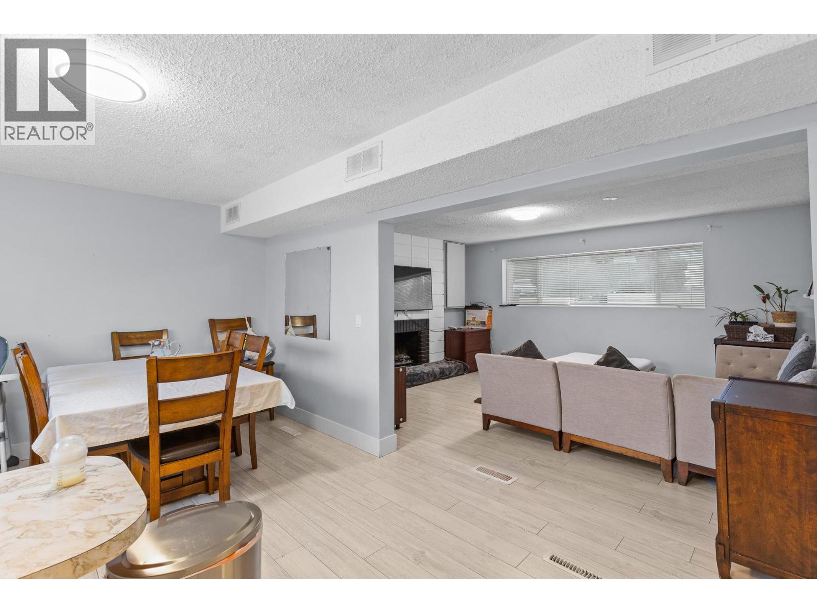 714 Young Road - 41
