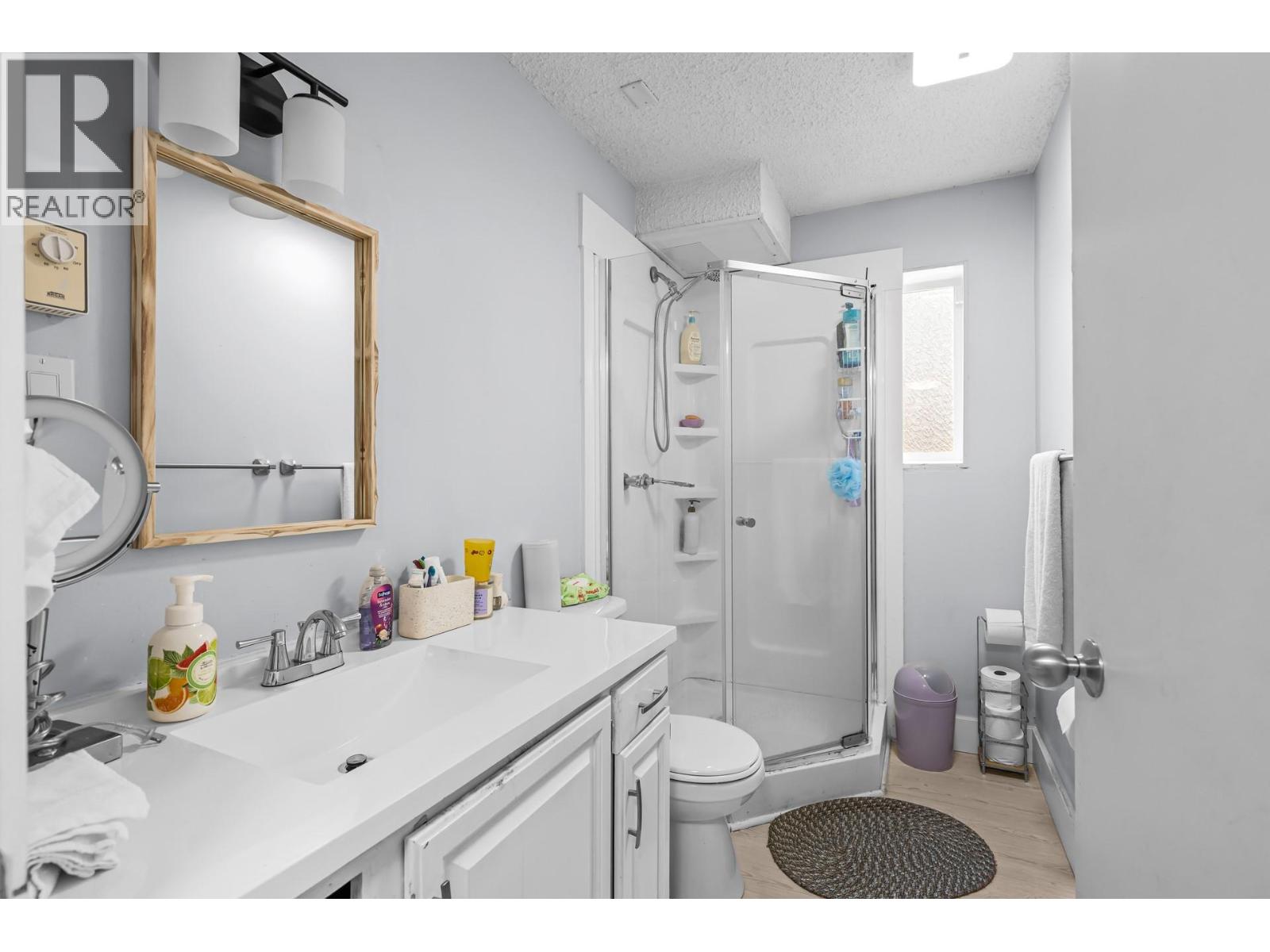 714 Young Road - 36