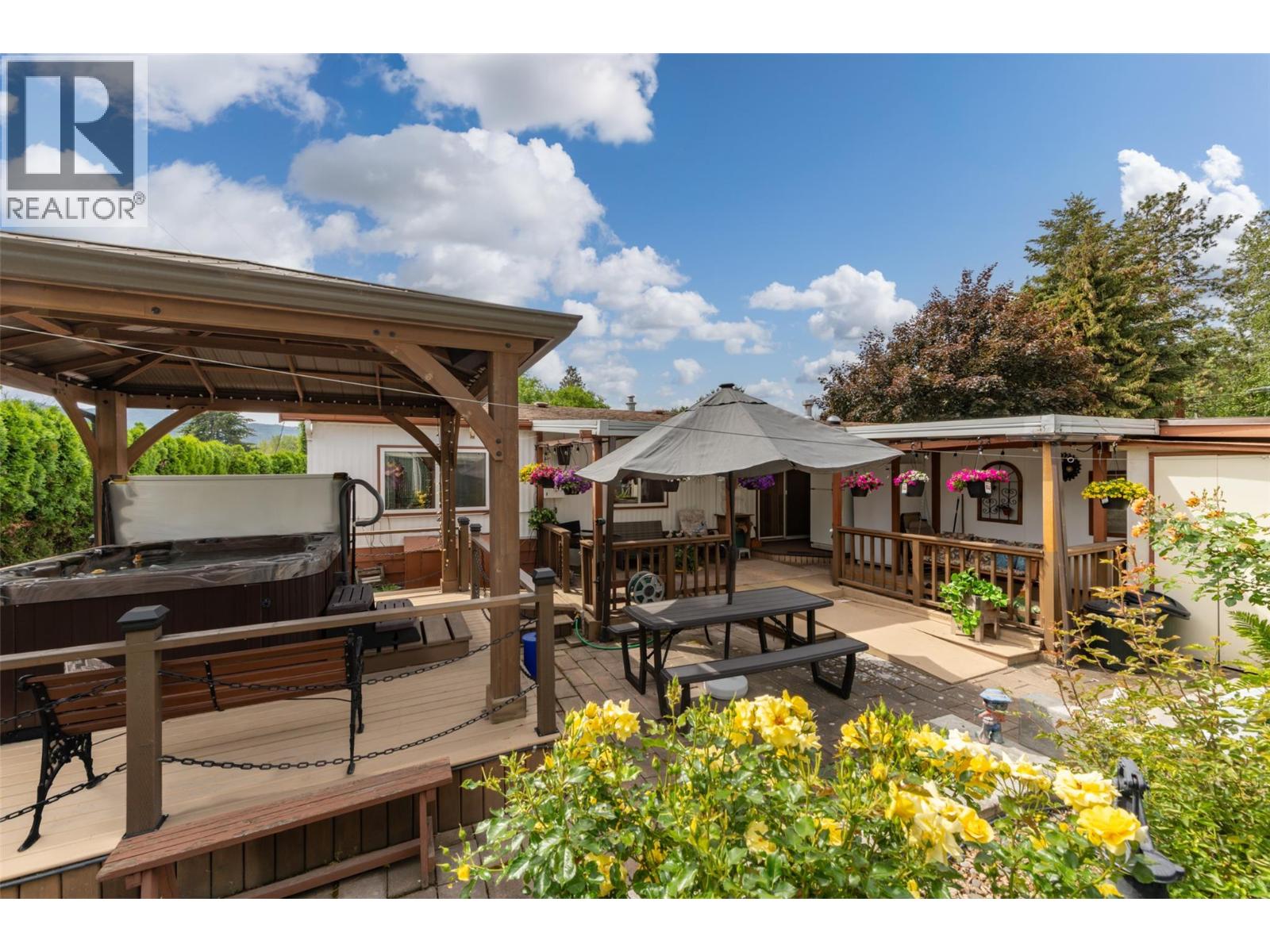 #83 1860 Boucherie Road - 10