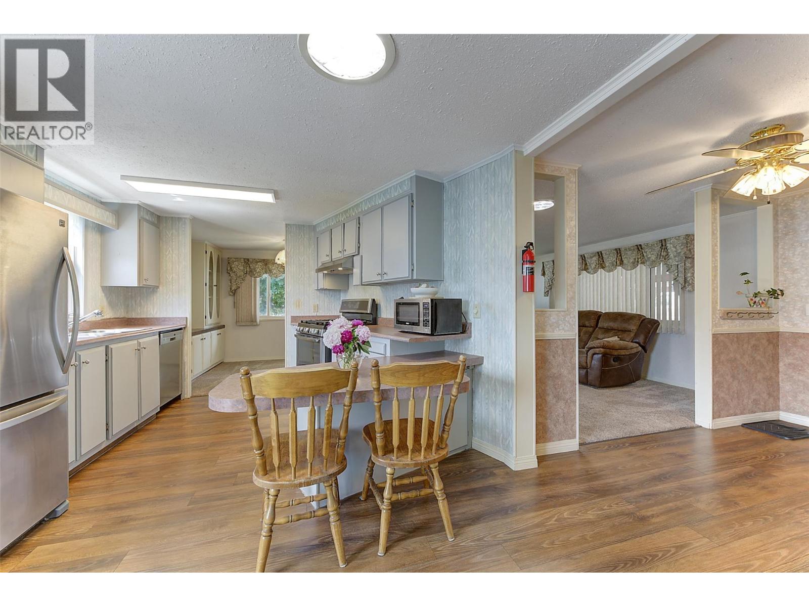 #83 1860 Boucherie Road - 28