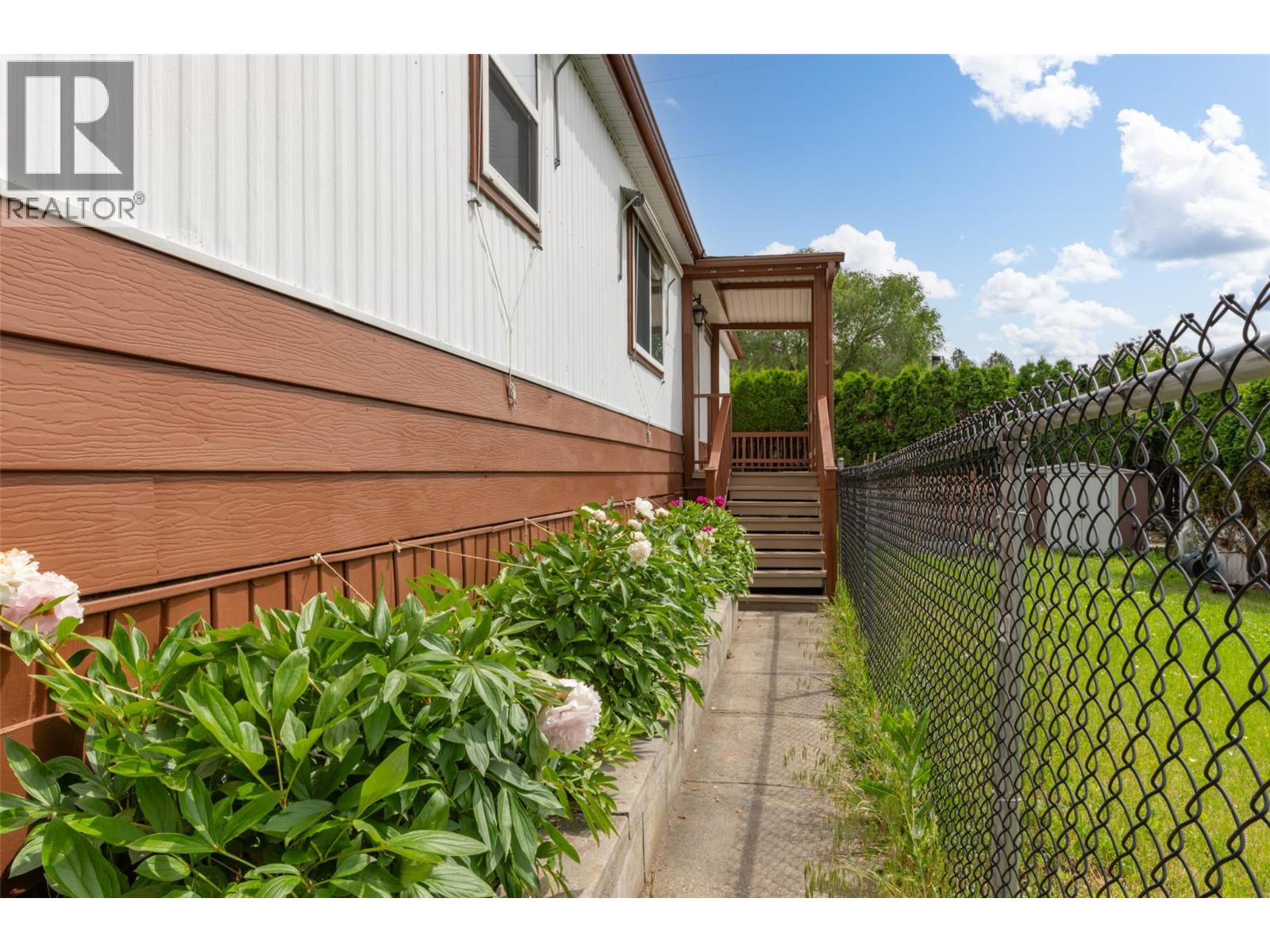 #83 1860 Boucherie Road - 42